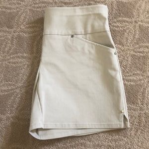 Women’s International Concepts Pull-On Shorts